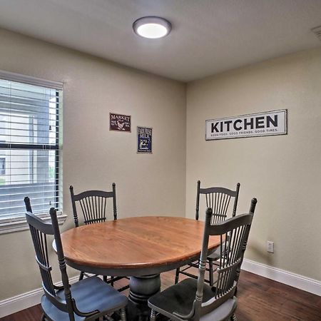 Branson Condo With Pool Access, Walk To Fishing Екстериор снимка
