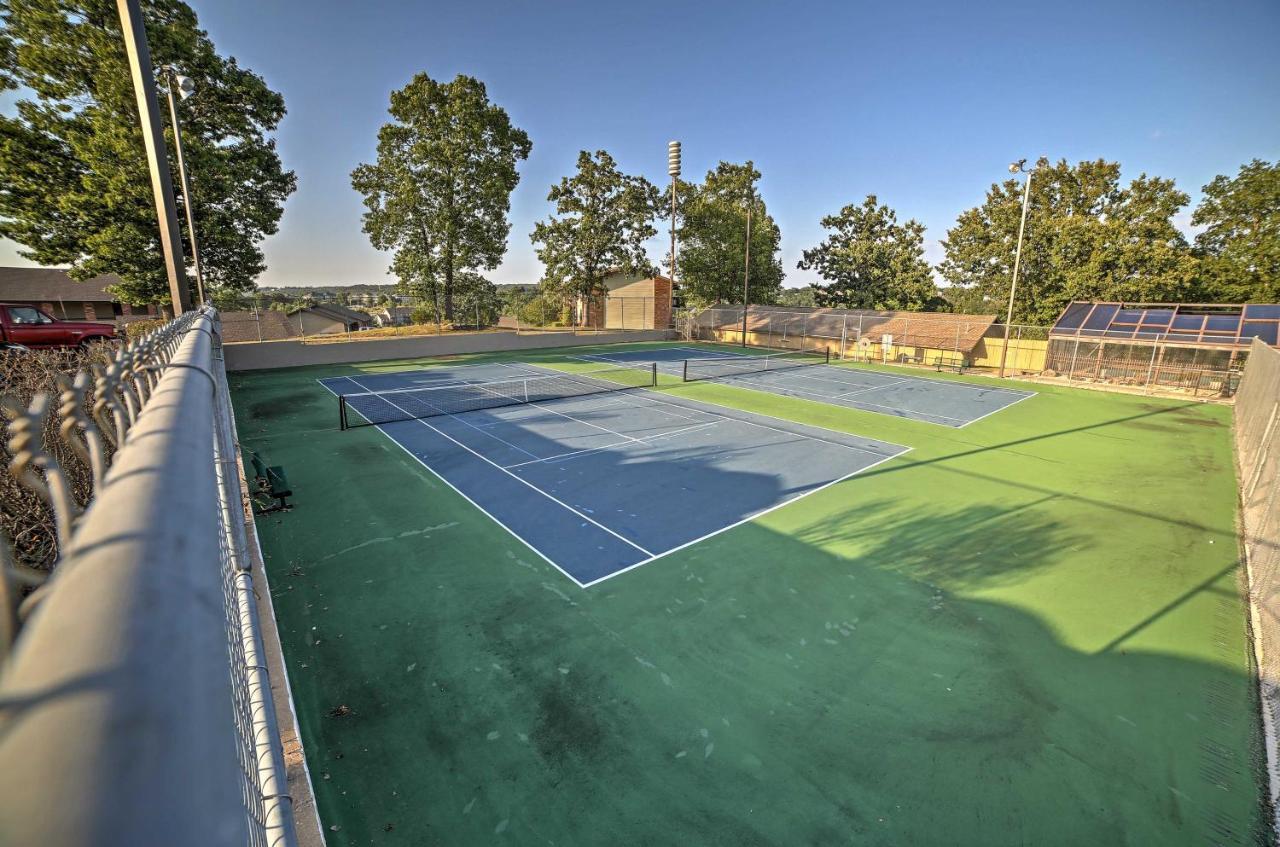 Branson Condo With Pool Access, Walk To Fishing Екстериор снимка