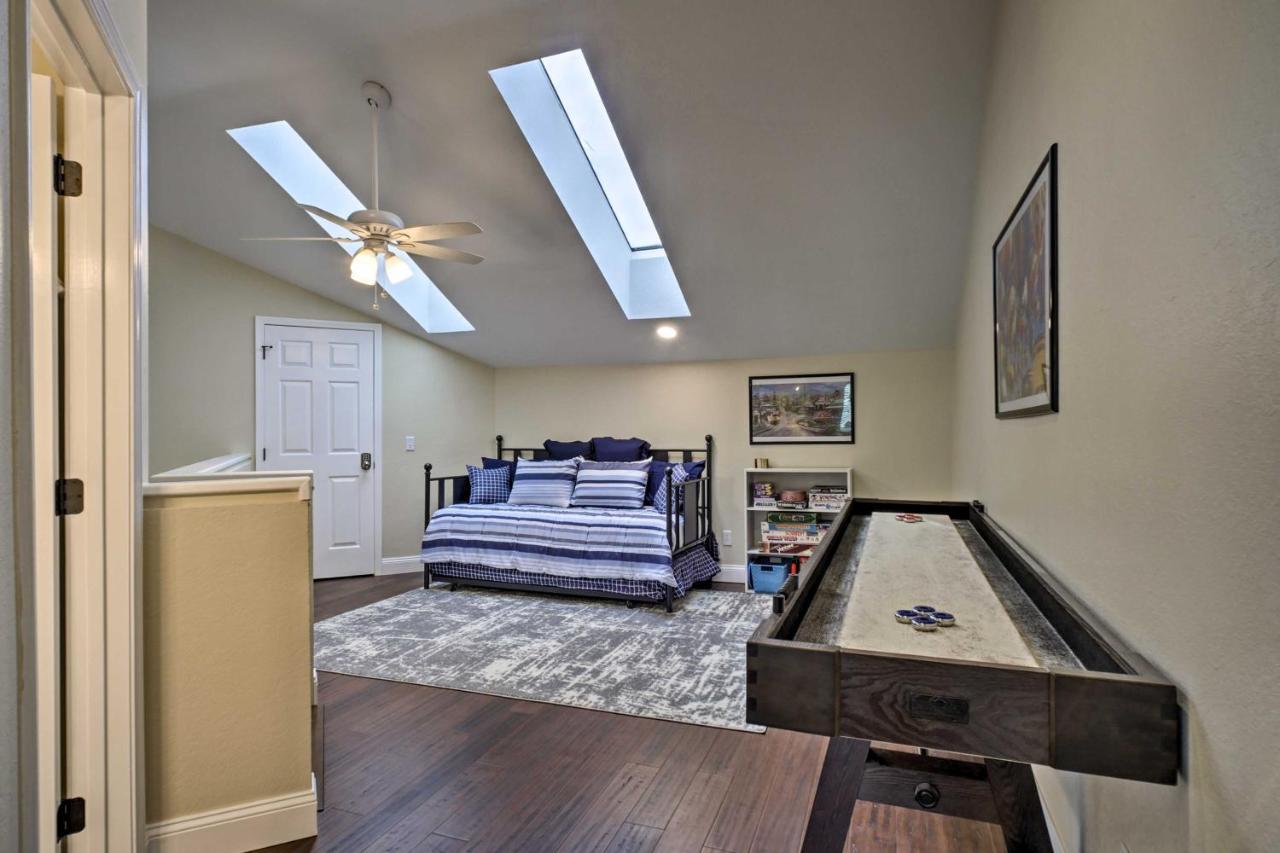 Branson Condo With Pool Access, Walk To Fishing Екстериор снимка